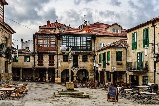 Monumental Morning Walking Tour in Pontevedra - Good To Know