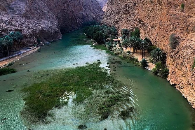 Muscat : Private Trip to Wadi Shab for a Full Day With Lunch - Good To Know