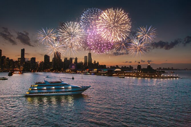 New Years Eve Plated Dinner Cruise on Lake Michigan - Inclusions and Amenities