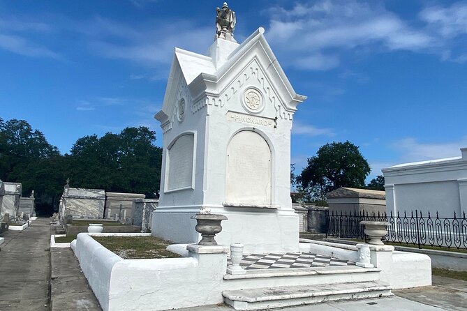 Night Cemetery Insiders Tour- New Orleans - Good To Know