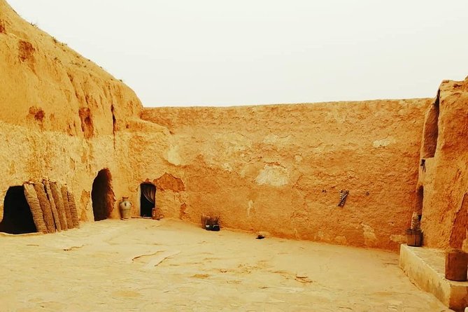One Night Under the Tent: Tataouine - Chenini - Ksar Ghilane - Matmata - Good To Know