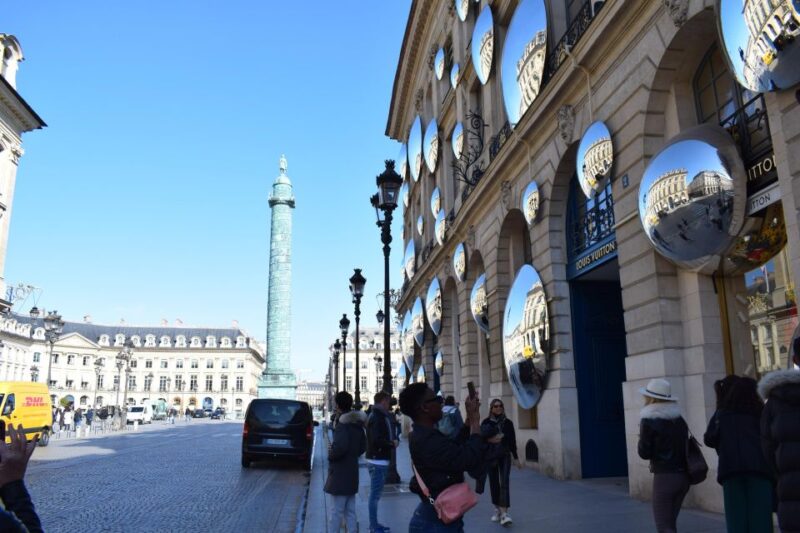 Paris : Highlights of Parisians Paris Guided Tour - Key Points