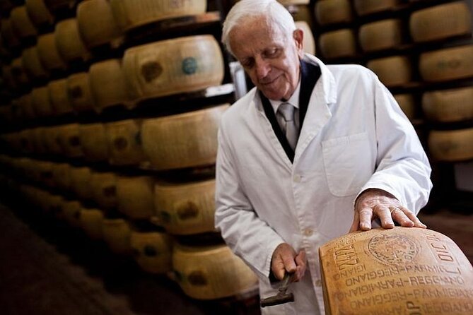 Parmigiano Cheese Factory Visit and Tasting - Key Points