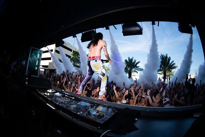 Pool Party in Miami With Open Bar & Entry Included - Event Details