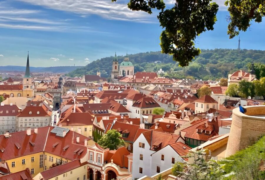 Prague: Full-Day Guided Tour of Prague in a Small-Group