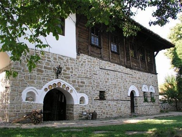 Private Day-Trip to Medieval Bulgaria From Bucharest - Good To Know