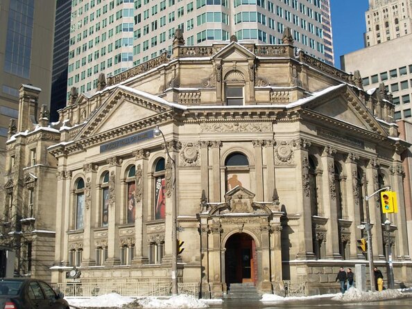 Private Downtown Toronto Walking Tour in English - Good To Know