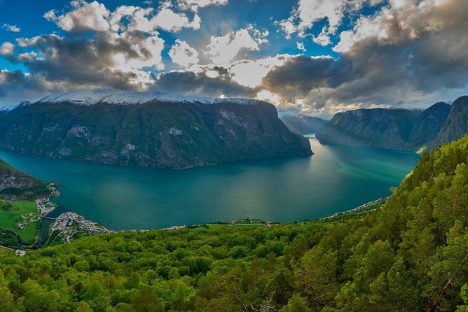 PRIVATE GUIDED Tour: World Heritage Fjord Landscape – Viking Special – From Flåm - Good To Know
