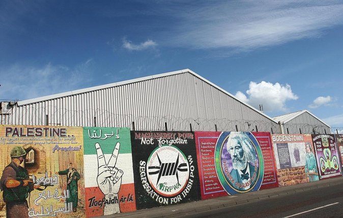Private Guided Walking Tour in Belfast - Good To Know