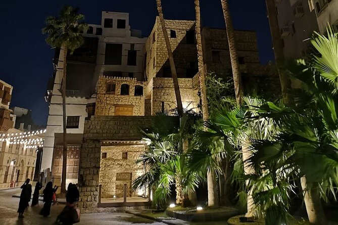 Private Historic District Tour in Jeddah by a Local Guide - Good To Know