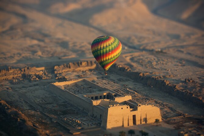 PRIVATE HOT AIR BALLOON IN LUXOR RIDE IN SMALL LUXURY GROUP FLIGHT up to 12 - Key Points