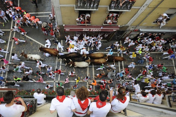 Private Pamplona SAN FERMIN & Bull Run Pick up From SAN Sebastian - Good To Know