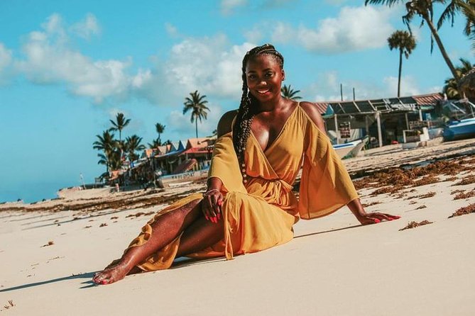 Private Photo Session With a Local Photographer in La Romana - Session Details