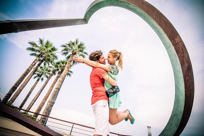 Private Photo Session With a Local Photographer in Nice - Key Points