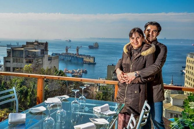 Private Photo Session With a Local Photographer in Valparaiso - Session Overview
