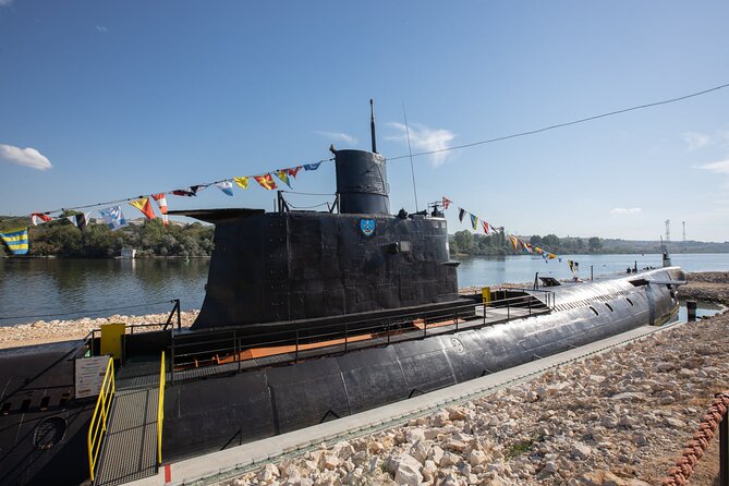 Private Tour in Museum of Glass and Museum Submarine Glory Near Varna - Key Points