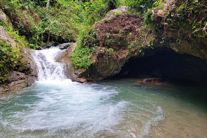 Private Tour to Jarabacoa Waterfalls From Santo Domingo - Good To Know