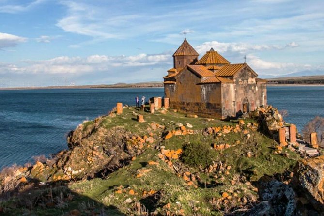 Private Tour to Khor Virap, Areni Winery, Noravank, Selim Pass, Hayravank - Good To Know
