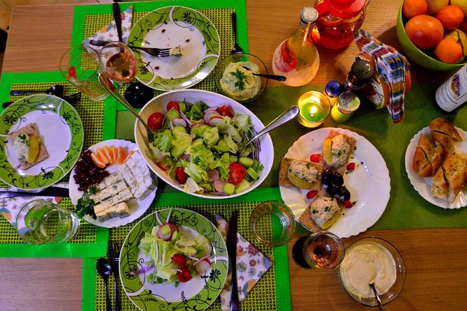 Private Traditional Bulgarian Cooking in Central Sofia - Key Points