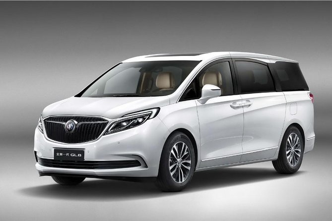 Private Transfer Between Hongqiao Airport and Downtown Shanghai - Service Overview