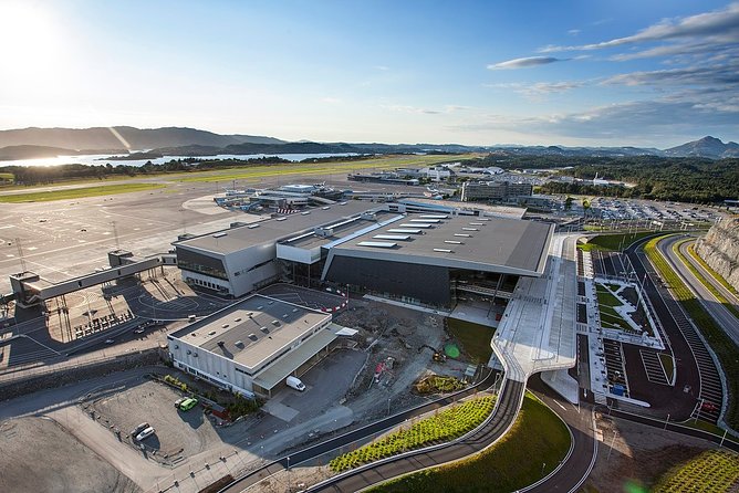 Private Transfer From Bergen Hotel to Bergen Airport - Good To Know
