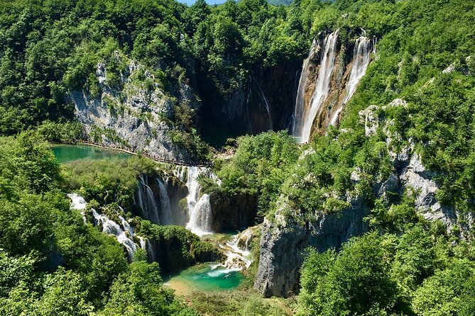 Private Transfer From Split to Zagreb via Plitvice With Mercedes Benz - Key Points