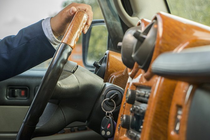 Private Transfer From Vienna Airport to Hotel in Vienna