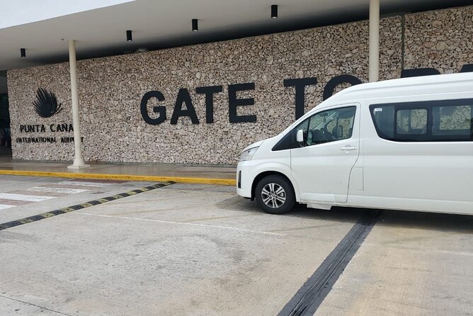Private Transfer to and From Samaná Las Terrena Punta Cana - Key Points