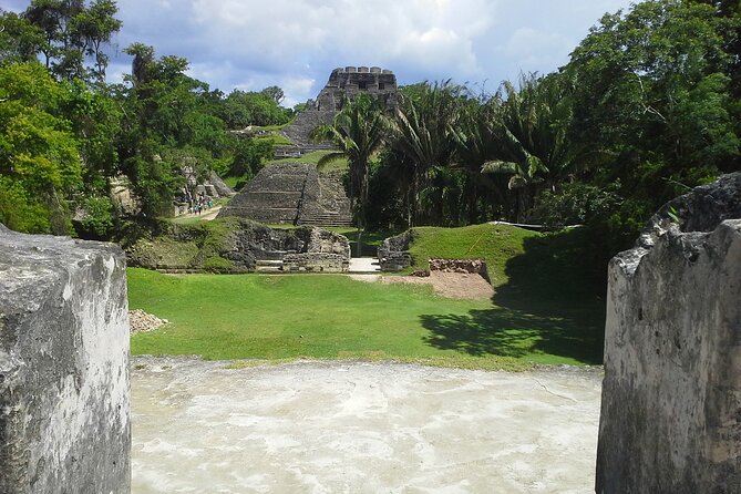 PRIVATE Xunantunich Horseback Riding Tour Plus LUNCH - Meeting and Pickup Information