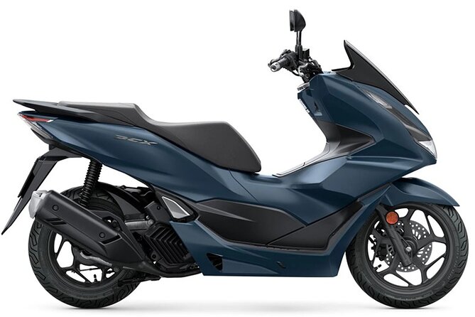 Rent a Honda PCX 125cc in Cascais!