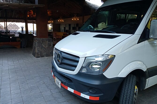 Round Trip Transfer Liberia Airport (LIR) to Riu Guanacaste Hotel