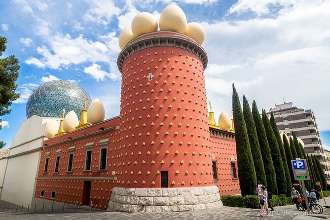 Salvador Dalí House-Museum Skip The Line Tickets - Location and Meeting Point