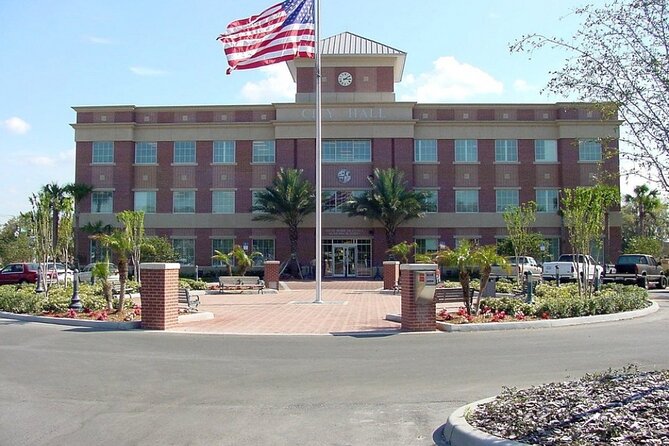 Self Guided Plant City Scavenger Hunt: The Strawberry Capital - About Your Stay