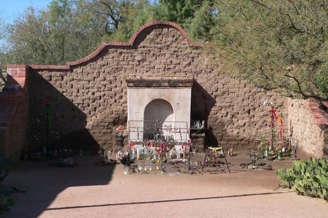 Self-Guided Scavenger Hunt: Desert Oasis - About Your Stay