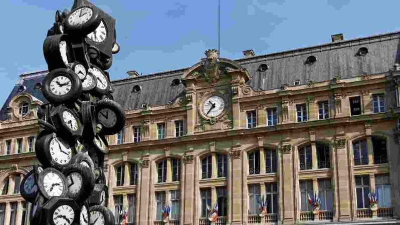 Shopping and Backstage Tour of the Palais Garnier 6-20 People - Key Points