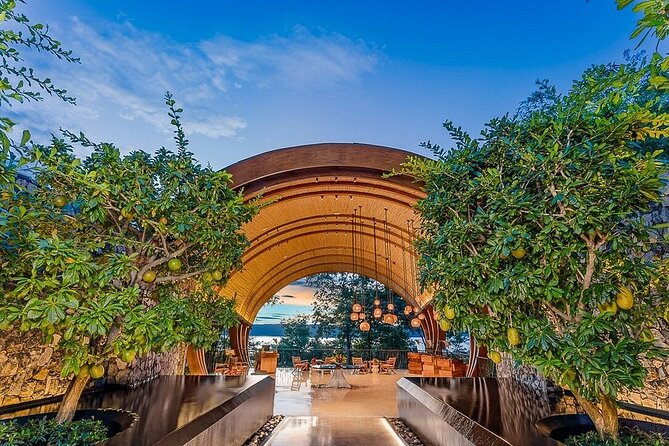 Shuttle From Liberia Airport To Andaz Papagayo Resort - Costa Rica - About Your Stay