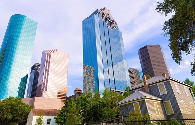 Sights of Downtown Houston Smartphone Audio Walking Tour - Good To Know
