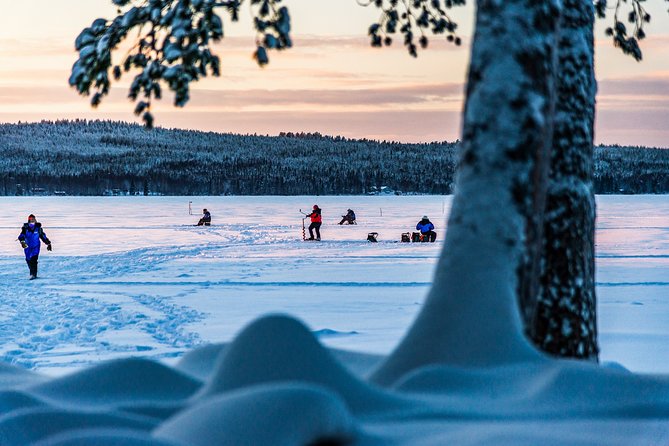 Snowshoe Trip for Ice Fishing Review - Key Points