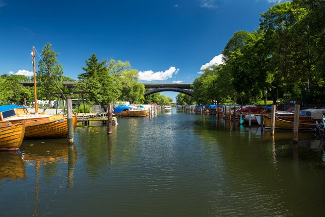 Stockholm City Canal Guided Boat Tour - Key Points