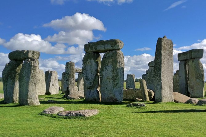 Stonehenge Half-Day Luxury Guided Tour From Bath for 2-8 - Good To Know