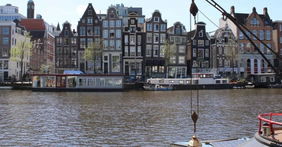 Amsterdam: History & Highlights With a Local