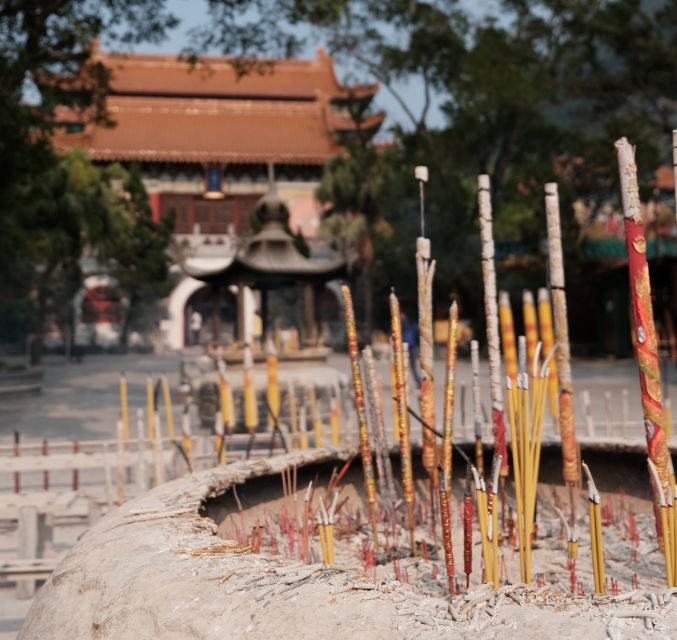 Hong Kong: Tai O, Ngong Ping 360, & Big Buddha Heritage Tour