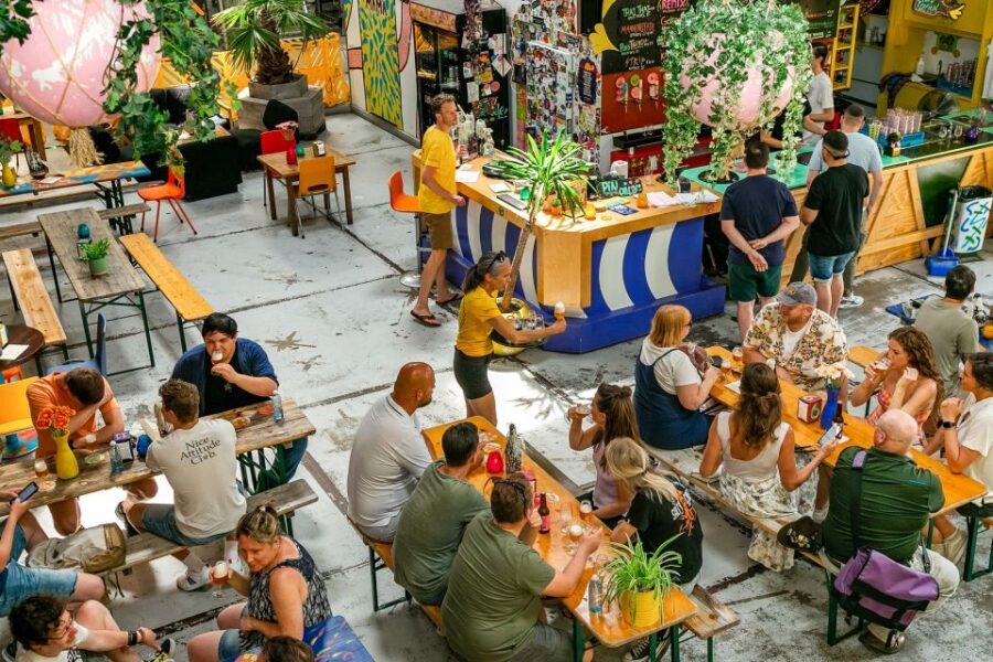 Amsterdam: Guided Craft Beer Brewery Bus Tour With Tastings
