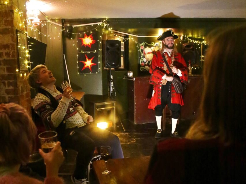 Bristol: Blood, Blackbeard & Buccaneers Guided Walking Tour