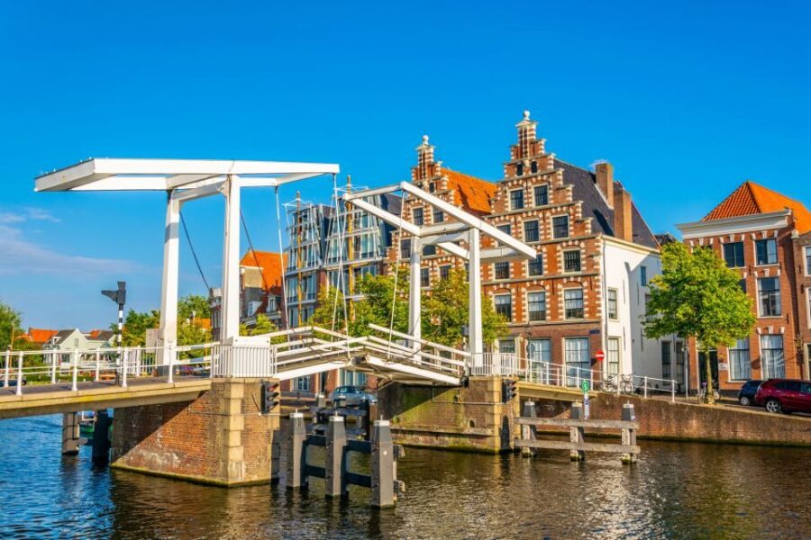 Cultural & Historical Audio Selfguided Walk Tour of Haarlem