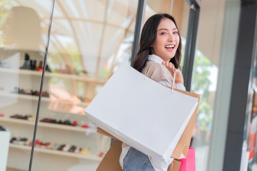 Amsterdam: High-End Fashion Shopping Walking Tour
