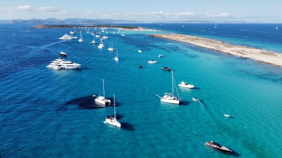 From Ibiza: Island Highlights & Formentera Private Boat Tour