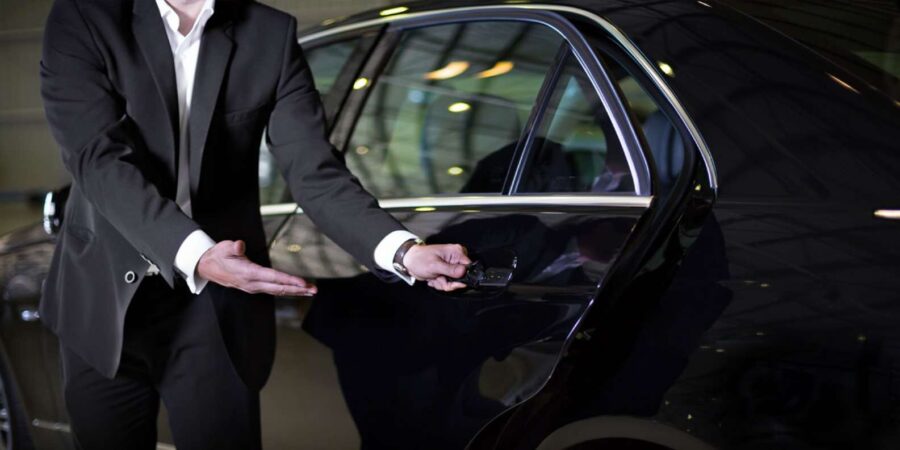 Marrakech: Full-Day Private Van With Driver at Your Service