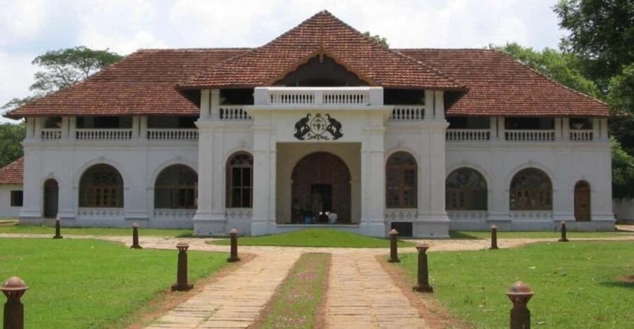 Kochi to Kumarakom: Heritage Tour & Sunset Trails