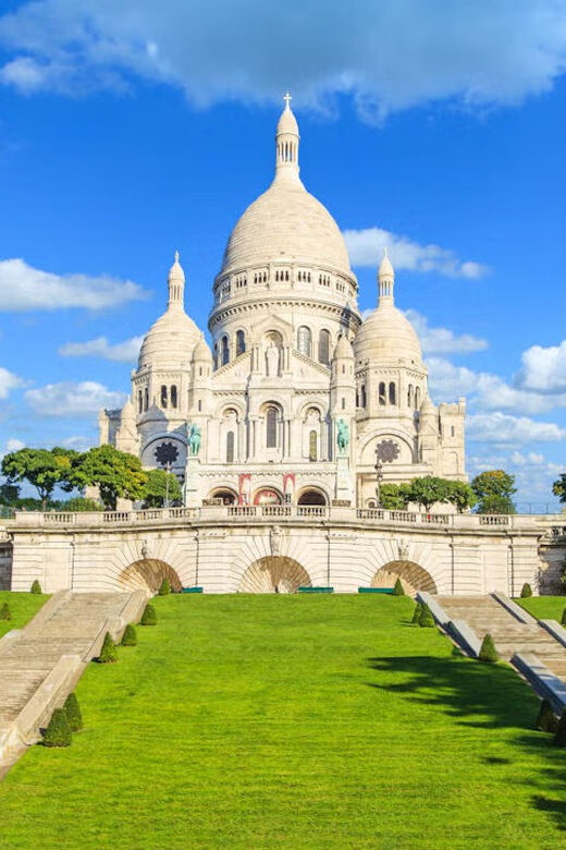 The Heart of Paris: Montmartre and Historical Monuments